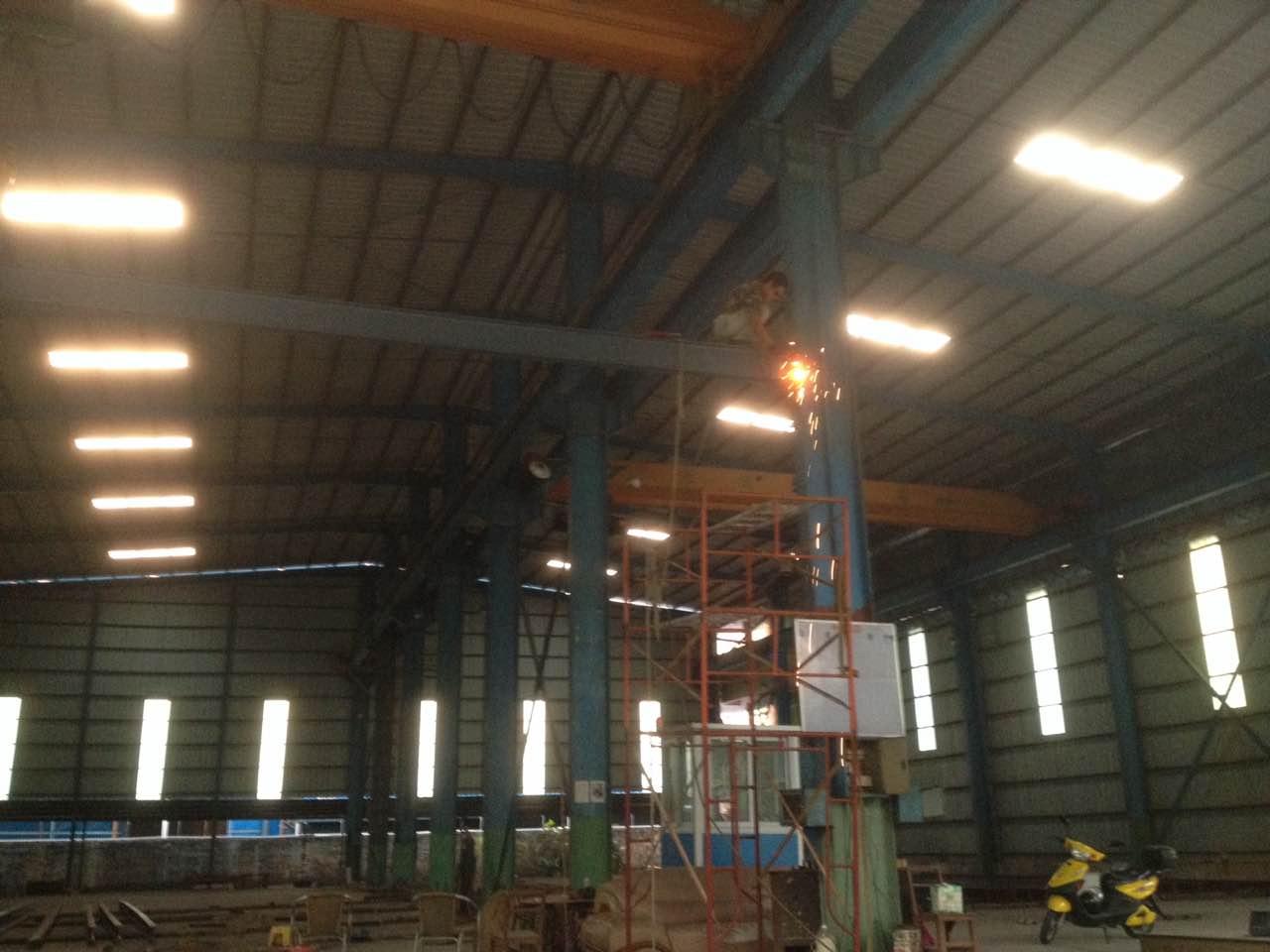 鋼結(jié)構(gòu)工程 